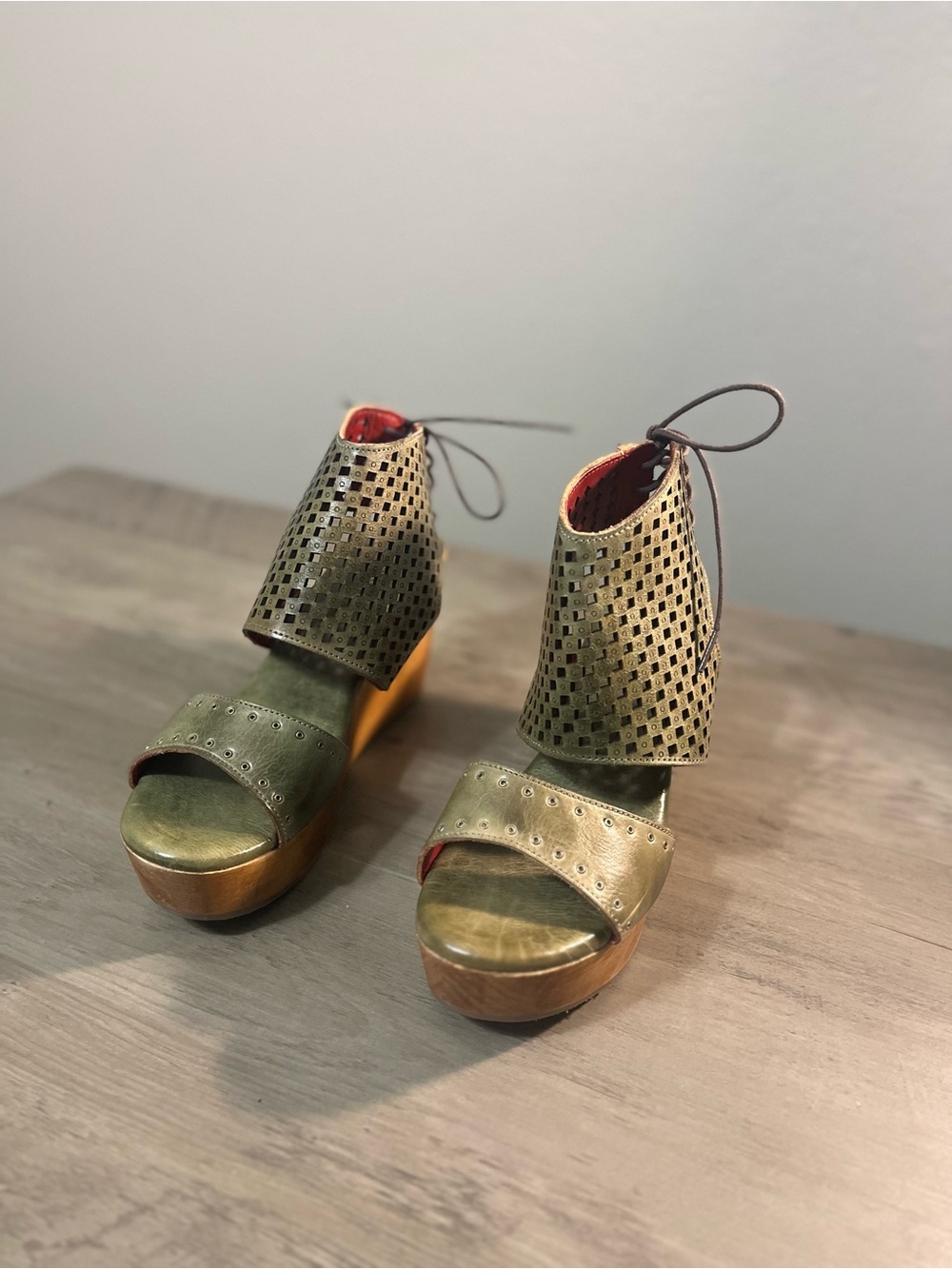 Bed Stu Enid Leather Platform Wedges